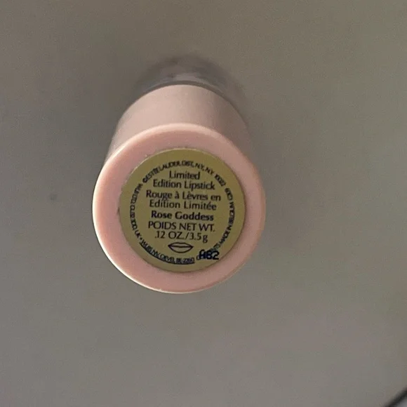Estée Lauder Limited Edition lipstick - Picture 2 of 2